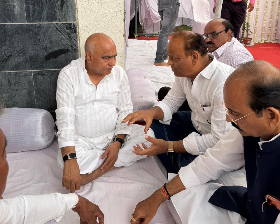 Rajeev Jain with Shivraj Singh Chauhan